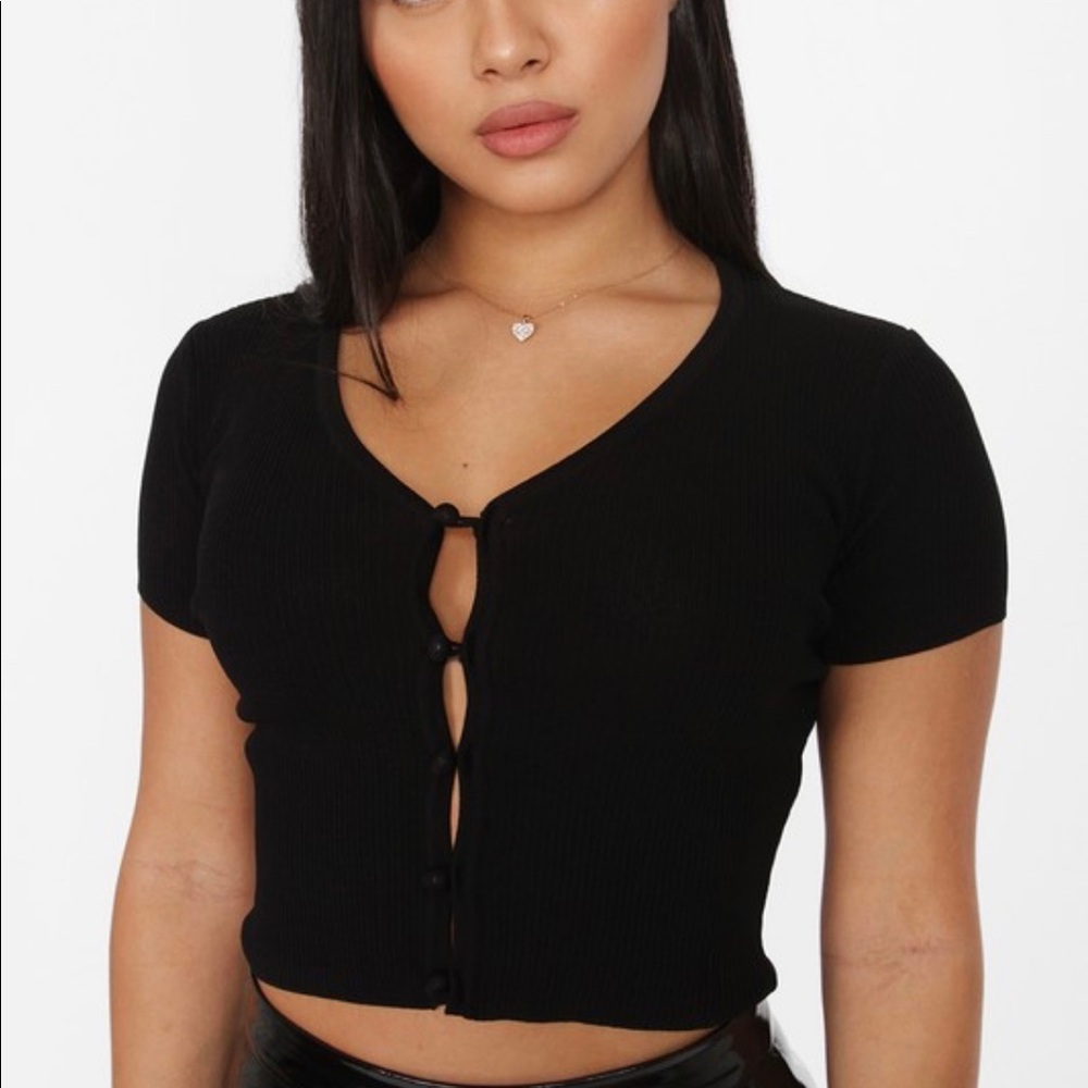 NWT trendy black Rib keyhole cardigan crop top
